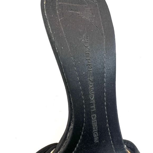 𝅺giuseppe Zanotti Leather and Fabric Stitched Heels - Picture 13 of 13